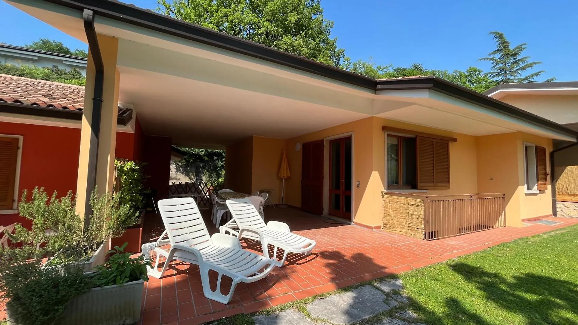 Apartment Ferienwohnung Casa Adriana Costermano